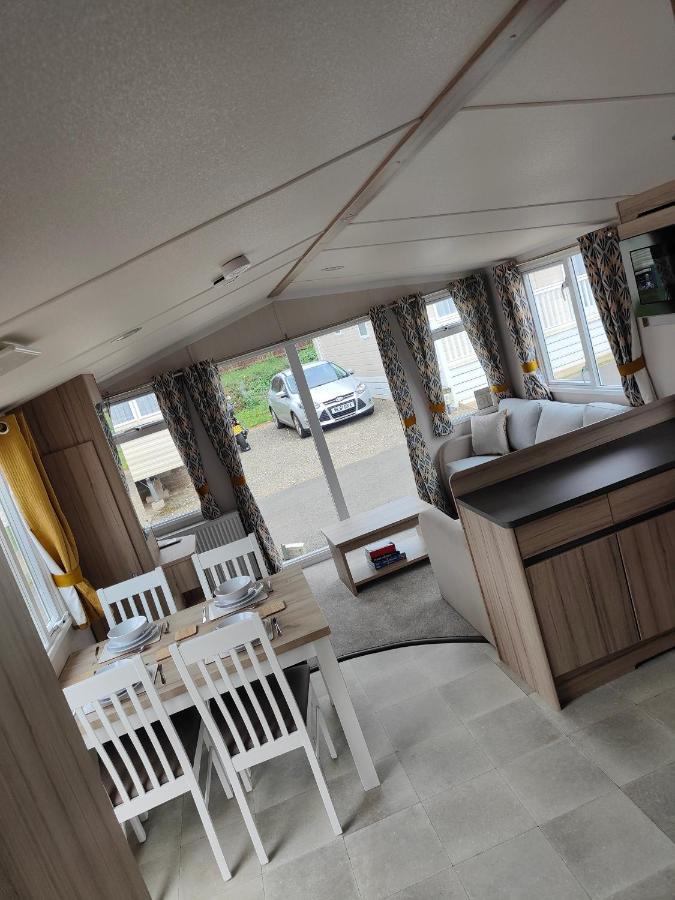 سانداوْن F14 Static Caravan, Fairway Holiday Park المظهر الخارجي الصورة